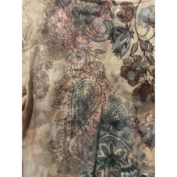 Chico’s Blouse Top Watercolor Size 2 Large Blue Pink Faux Diamond Studded 3/4 - Picture 9 of 11